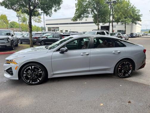 2023 Kia K5 GT-Line