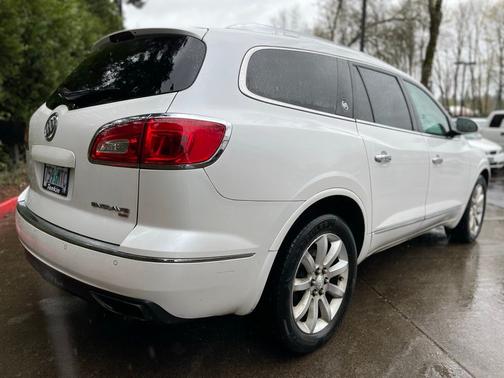White Frost Tricoat 2017 Buick Enclave Premium Group