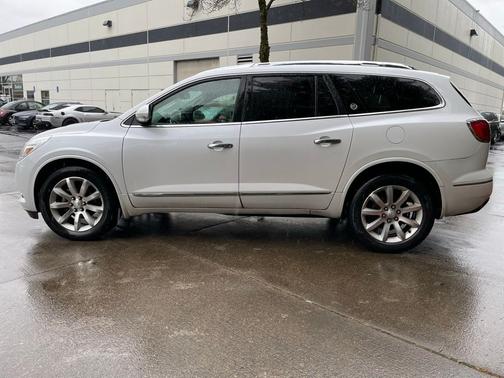 White Frost Tricoat 2017 Buick Enclave Premium Group