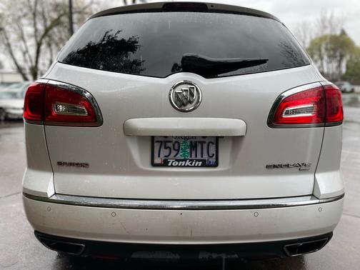 White Frost Tricoat 2017 Buick Enclave Premium Group