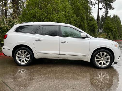 White Frost Tricoat 2017 Buick Enclave Premium Group