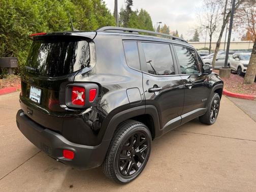2022 Jeep Renegade Altitude