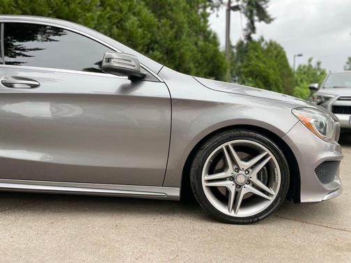 Mountain Gray Metallic 2014 Mercedes-Benz CLA-Class Base