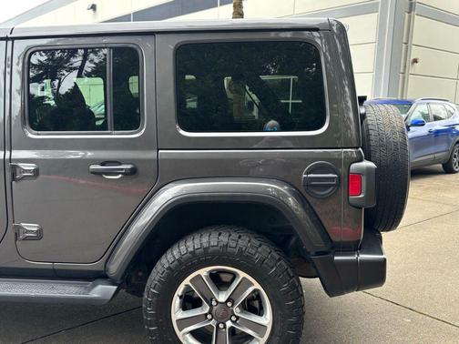 Granite Crystal Clearcoat Metallic 2021 Jeep Wrangler Unlimited Sahara