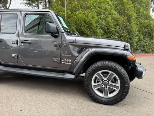 Granite Crystal Clearcoat Metallic 2021 Jeep Wrangler Unlimited Sahara