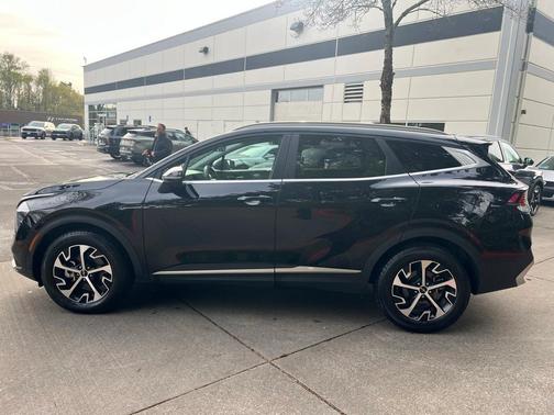 2023 Kia Sportage Hybrid EX