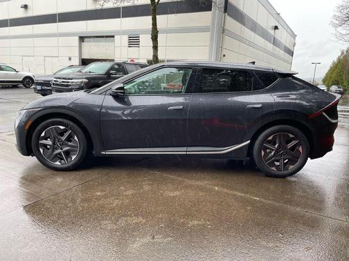 Metal 2025 Kia EV6 Light