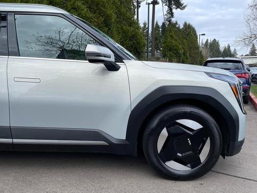 2024 Kia EV9 Wind