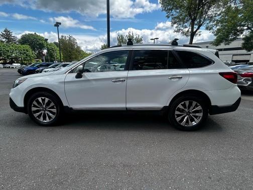 2018 Subaru Outback 3.6R Touring
