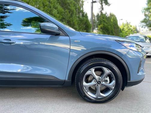 Vapor Blue 2025 Ford Escape ST-Line Select