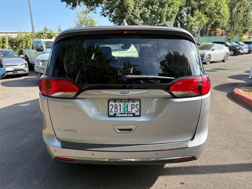 2019 Chrysler Pacifica Touring-L Plus