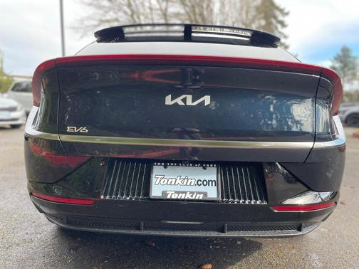2024 Kia EV6 Wind
