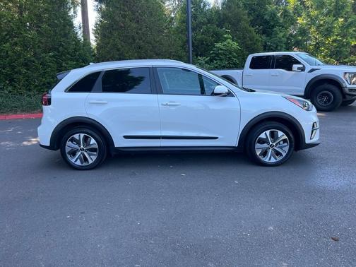 2022 Kia Niro EV EX