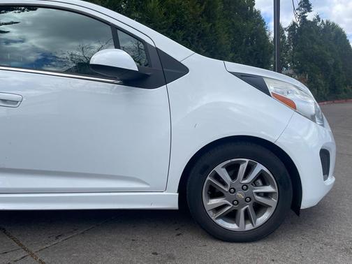 2016 Chevrolet Spark EV 1LT