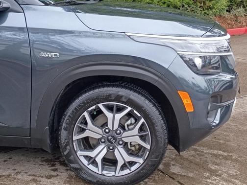2021 Kia Seltos EX