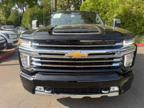 2023 Chevrolet Silverado 3500 High Country