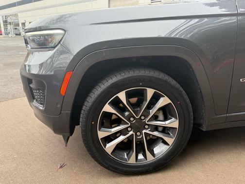 2024 Jeep Grand Cherokee L Overland