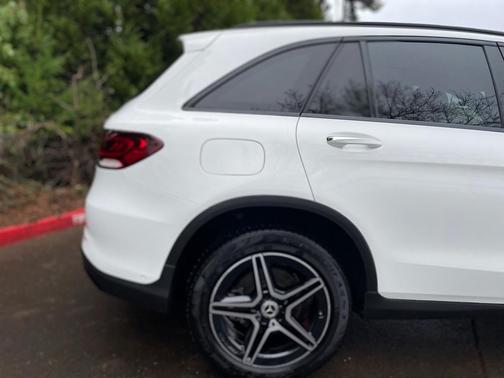 2022 Mercedes-Benz GLC 300 Base 4MATIC