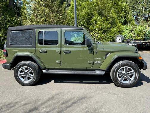 2021 Jeep Wrangler Unlimited Sahara