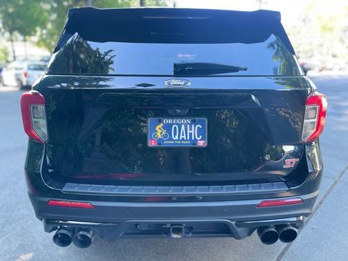 Black Metallic 2023 Ford Explorer ST