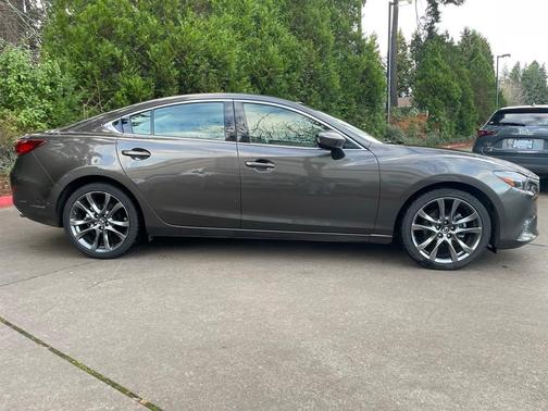 2016 Mazda Mazda6 i Grand Touring