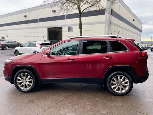 Deep Cherry Red Crystal Pearlcoat 2016 Jeep Cherokee Limited