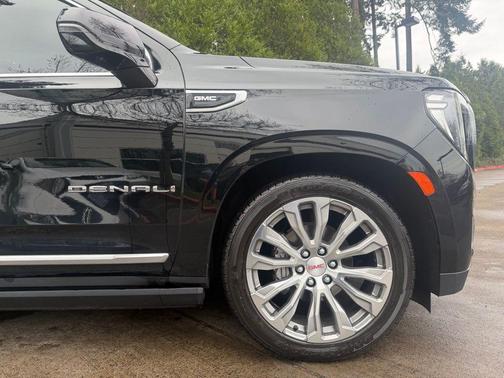 Onyx Black 2021 GMC Yukon Denali