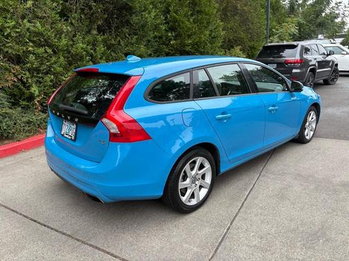 2015 Volvo V60 T5