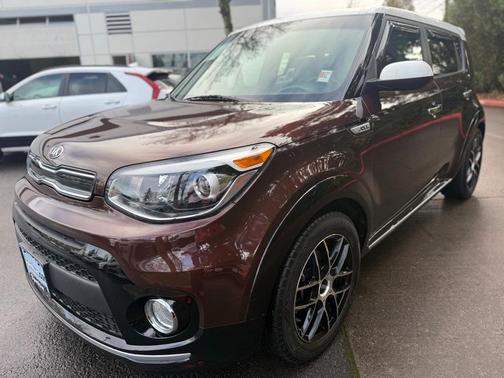 2017 Kia Soul +