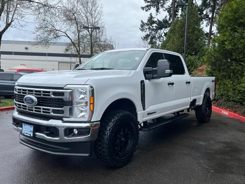 2023 Ford F-350 XLT