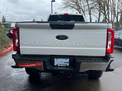 2023 Ford F-350 XLT