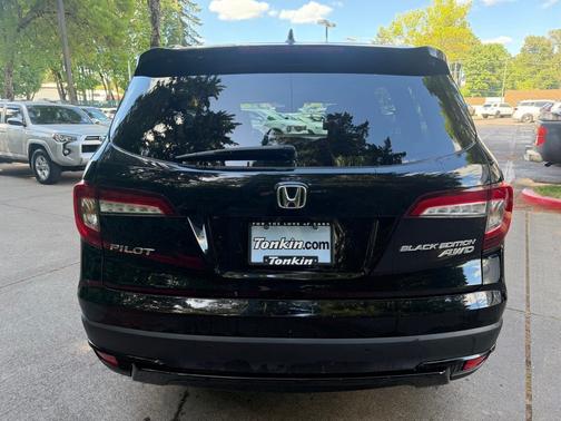 Crystal Black Pearl 2021 Honda Pilot Black Edition