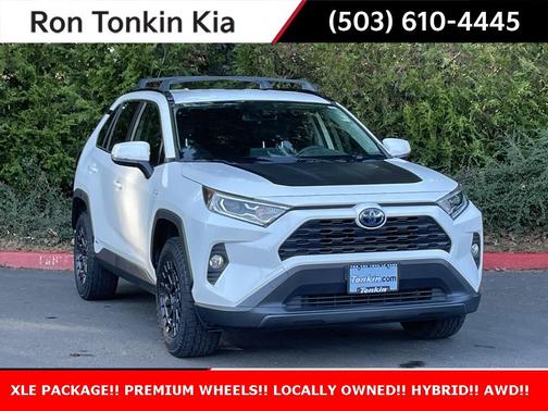 2020 Toyota RAV4 Hybrid XLE