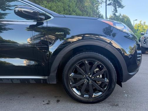 Black Cherry 2019 Kia Sportage EX