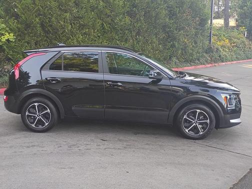 Aurora Black Pearl 2025 Kia Niro Plug-In Hybrid EX
