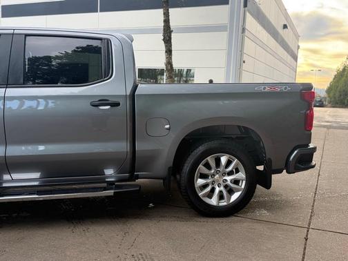 2022 Chevrolet Silverado 1500 Limited Custom
