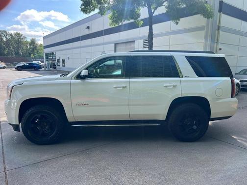 2020 GMC Yukon SLT