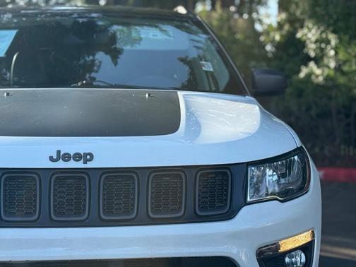 2020 Jeep Compass Trailhawk