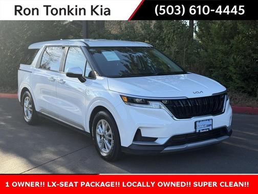 2024 Kia Carnival LX Seat Package