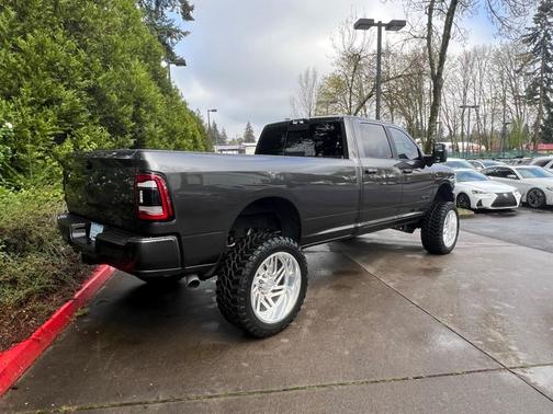 2024 RAM 3500 Laramie