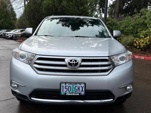 2013 Toyota Highlander SE
