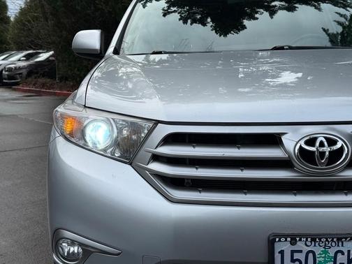 2013 Toyota Highlander SE