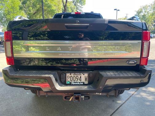 Black 2022 Ford F-250