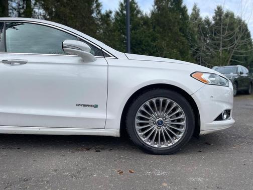 2013 Ford Fusion Hybrid Titanium