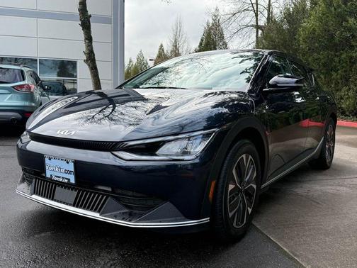 Gravity Blue 2024 Kia EV6 Light