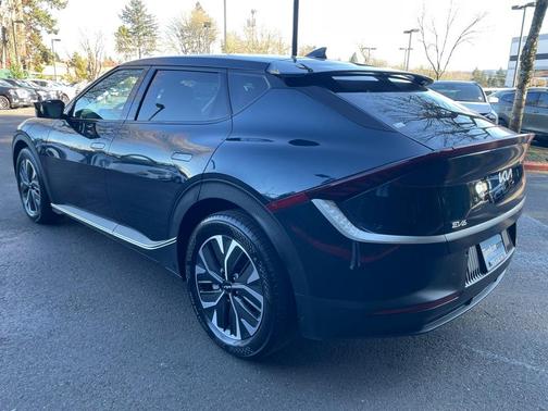 2024 Kia EV6 Light