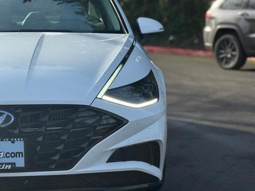 2021 Hyundai SONATA Limited