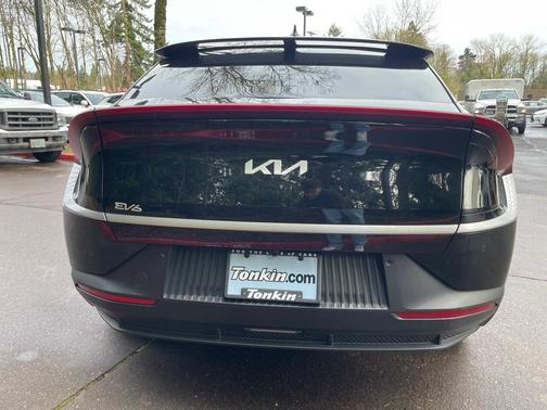 2024 Kia EV6 Light