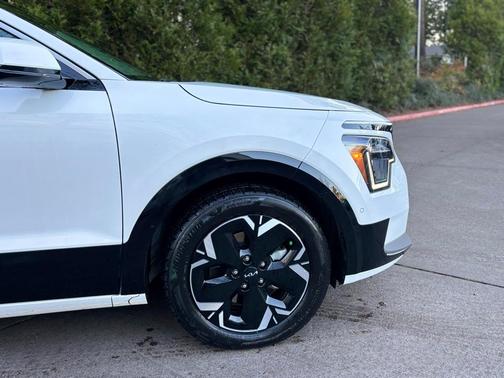 2023 Kia Niro EV Wave