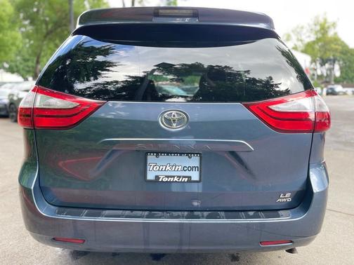 Shoreline Mist 2015 Toyota Sienna LE